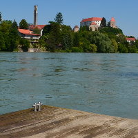Pogled na Ptuj preko reke Drave