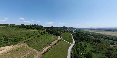 Slovenske gorice ob reki Dravi